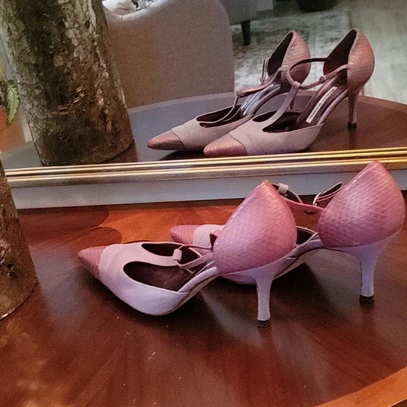 Manolo Blahnik heels - Picture 7 of 8